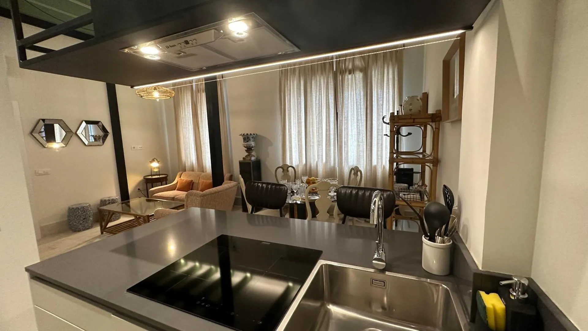 Ohliving Teatinos Bajo B Apartment Seville